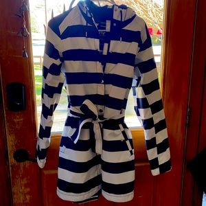 Helly Hansen rain coat new